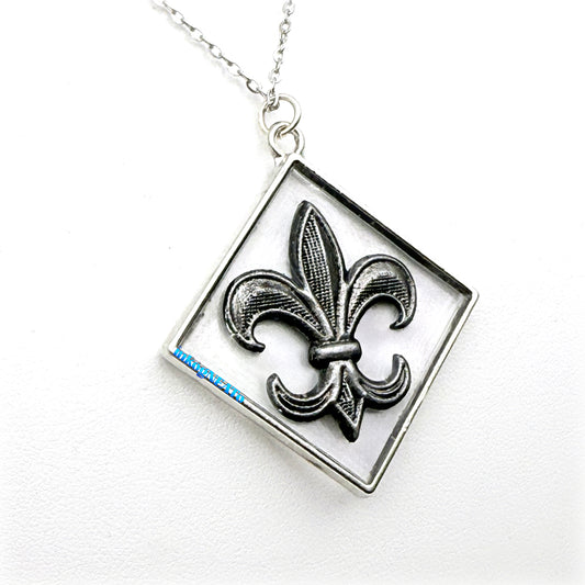 Mechanicals 1: Crescent Court