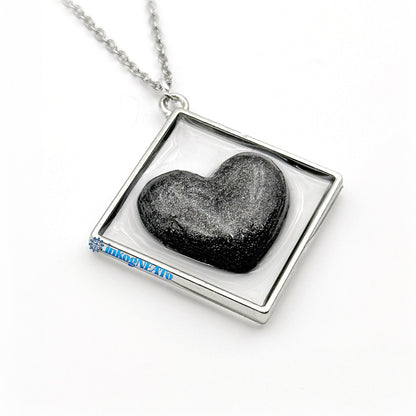 Mechanicals 32: Love in Monochrome